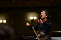 정명훈, 롯데콘서트홀 개관 10주년 기념 공연 오른다