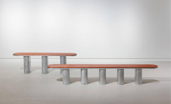 서정화, '스트럭쳐 포 유스, 벤치(Strucrue for use, Bench)'. 멀구슬나무, 알루미늄. 2016.