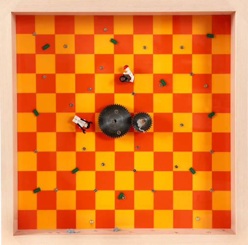 정세윤, '노동의리듬 4'. 혼합 매체, 55 x 55 x 12cm. 2016.