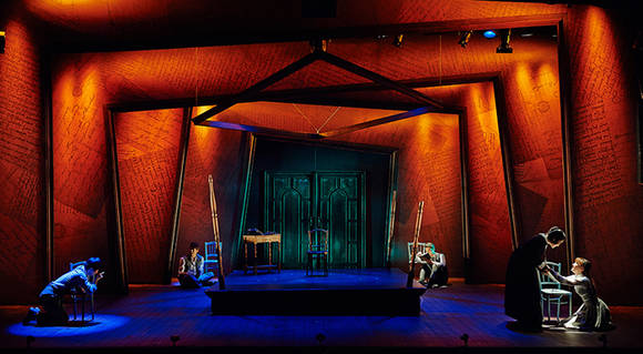 뮤지컬 '블랙메리포핀스'는 그라첸 박사의 대저택 화재 사건에 얽힌 네 남매의 숨겨진 이야기, 그리고 이를 둘러싼 살인 사건을 다룬다.(사진=쇼온컴퍼니)