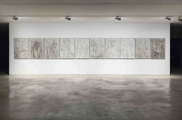 박광수 작가의 작품이 설치된 벽. (사진 = 하이트컬렉션)