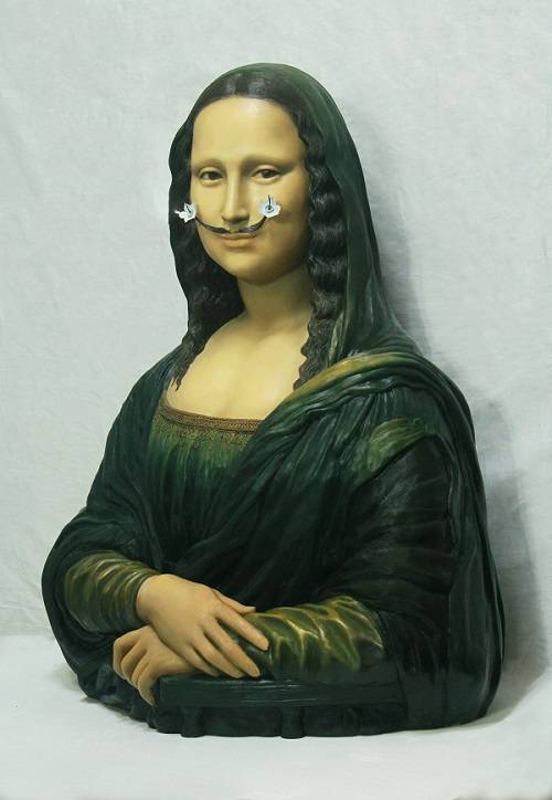 오원영, '모나리자(Mona Lisa)'. 레진에 오일, 65 x 45 x 75cm. 2016.