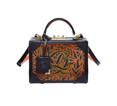 루이까또즈의 채화칠 가방으로 재탄생한 보르도 박스백.