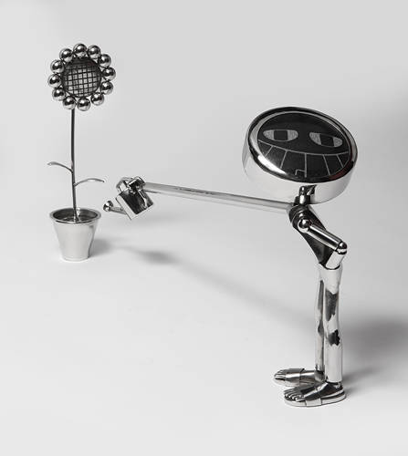 이명훈, '한눈팔기 ver.1 x 1440rpm'. 오석, 스테인리스 스틸, 700 x 370 x 320. 2017.