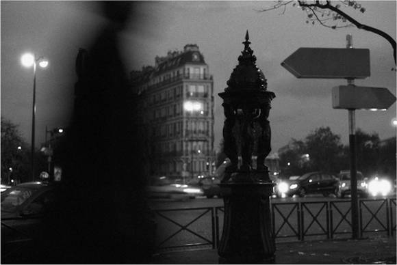 이강진, '낯선 일상의 편린 시리즈'. 젤라틴 실버 프린트, 30 x 40cm. 2008.