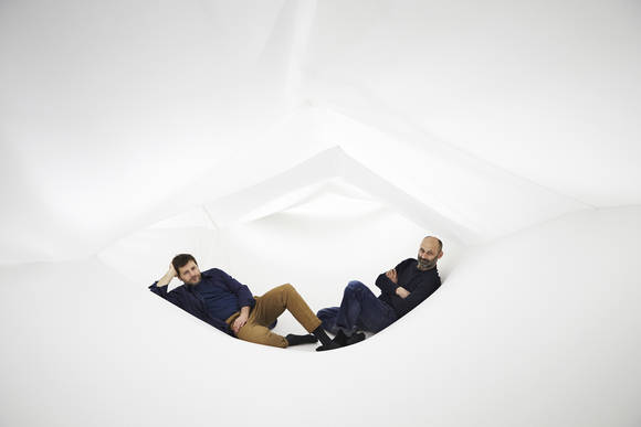 뉴멘/포 유즈(Numen/For Use) 작가들. (사진 제공=현대카드)