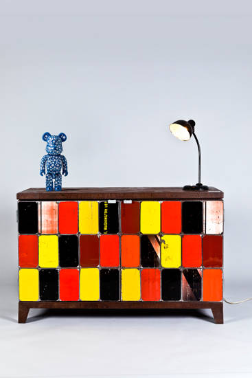 서울옥션블루는 피규어와 회화 작품, 그리고 디자인 가구가 어우러진 ‘제11회 블루나우: 아트 & 스타일’과 브랜드 시계 및 쥬얼리, 가방이 출품된 ‘제3회 럭셔리 세일’ 경매를 연다.(사진=서울옥션)