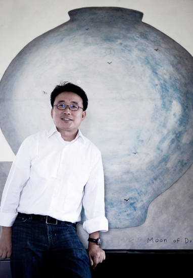 공공미술프로젝트 '내가 아는 것'에 참여하는 강익중 작가.(사진=한국문화예술위원회)