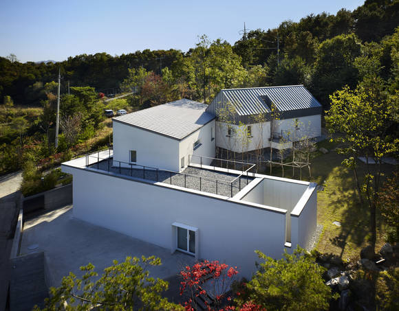 엔진포스 건축사사무소 윤태권 소장의 양평 패시브 하우스. (사진 = 김용관 작가)