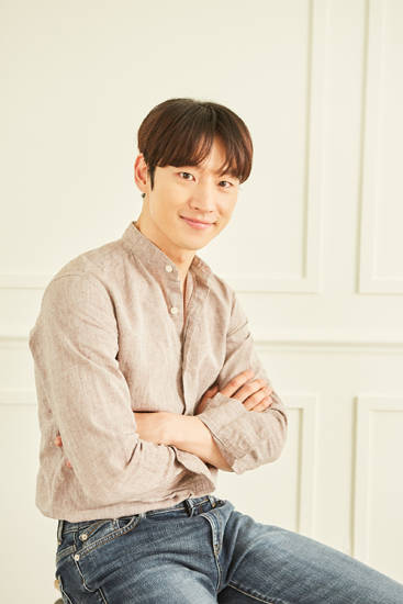 '2017 서울도시건축비엔날레' 홍보대사로 위촉된 배우 이제훈.(사진=메가박스㈜플러스엠)