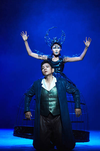 '마술피리'는 타미노 왕자가 밤의 여왕으로부터 악당 자라스트로에게 딸 파미나 공주가 납치됐다는 사실을 들으면서 이야기가 시작된다.(사진=예술의전당)