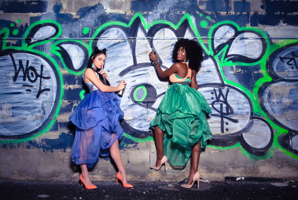 하찌, ‘필 앤 러브 유어셀프(Feel and Love yourself) 애슐리_리브(Ashley_Liv)’. 캔버스에 디지털 프린트, 90.9 x 60.6cm. 2017.