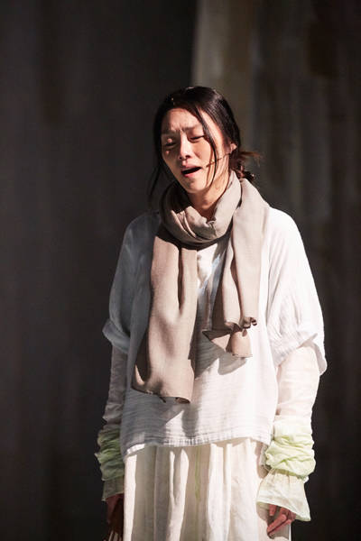 차지연은 이번 공연에서 보다 성숙해진 감정의 송화를 선보인다.(사진=CJ E&M)